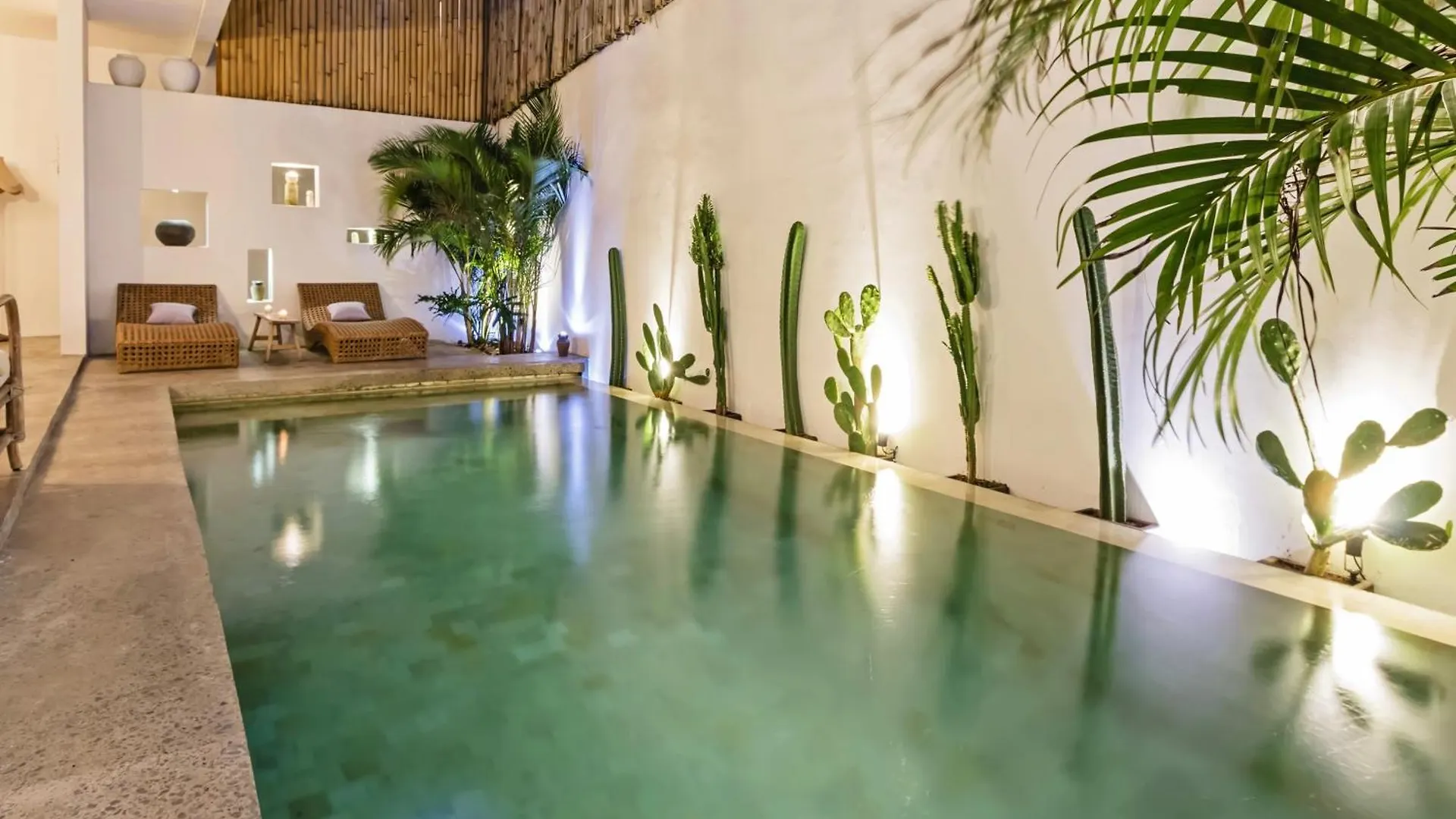 3Br Modern And Luxury Villa Berawa Canggu