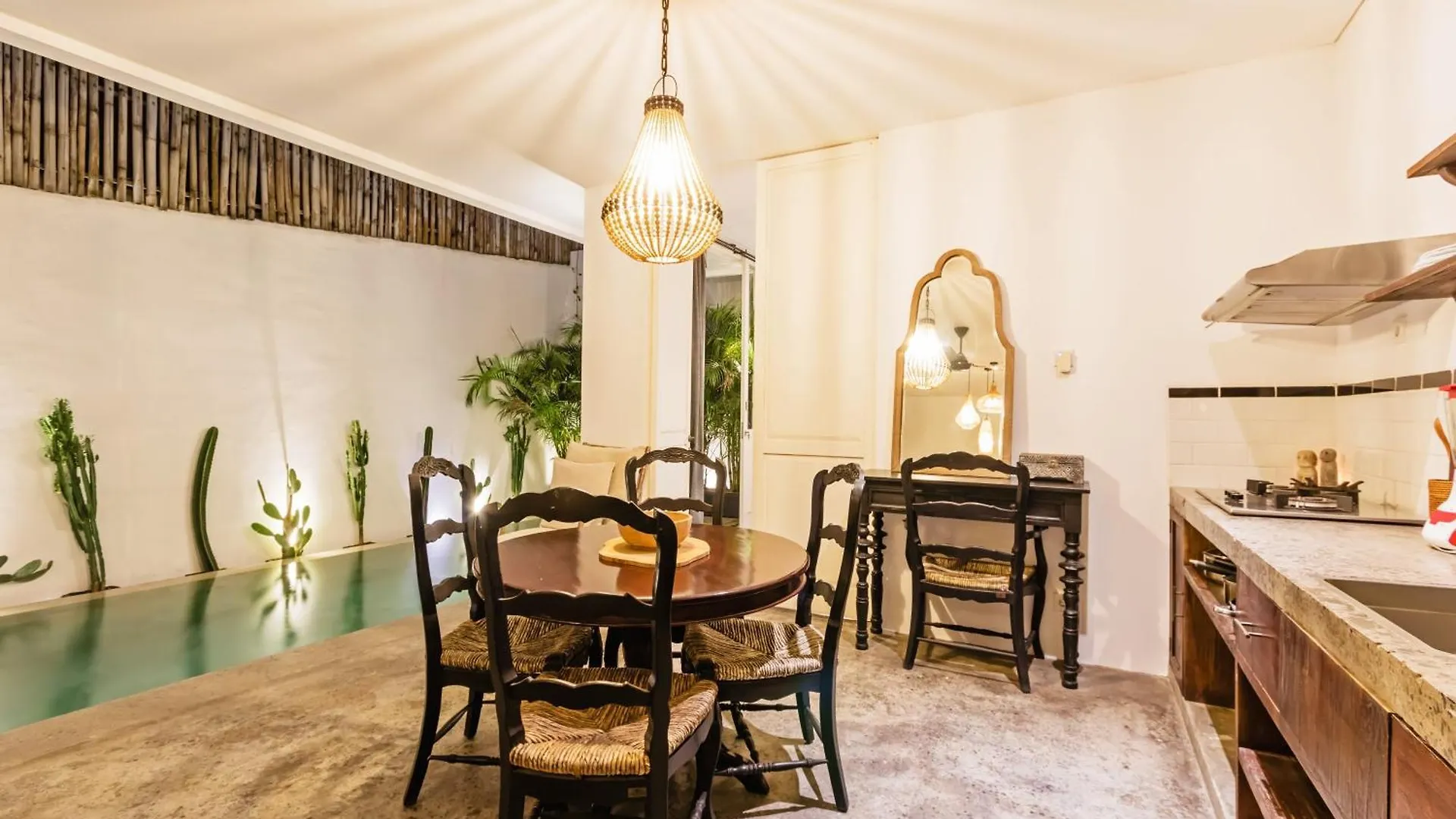 3Br Modern And Luxury Villa Berawa Canggu