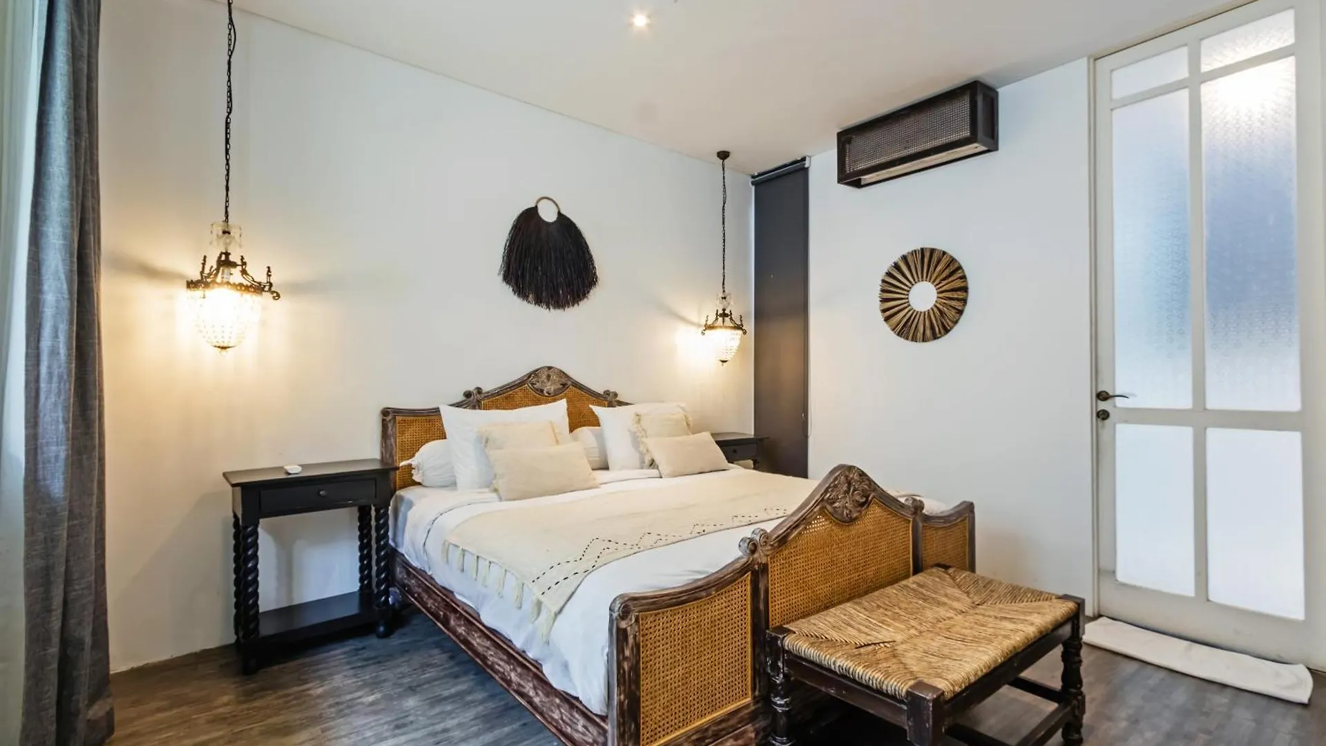 3Br Modern And Luxury Villa Berawa Canggu Indonesia